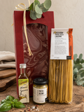 Bella Italia – Pasta Geschenkset mit Linguine, Basilikum-Olivenöl & Pasta-Gewürz