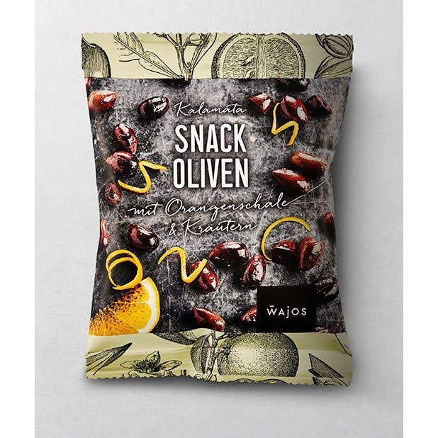 Snack Oliven Kalamata mit Orangenschale und Kräutern